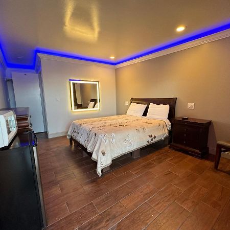 Travel Inn Greenfield Bagian luar foto