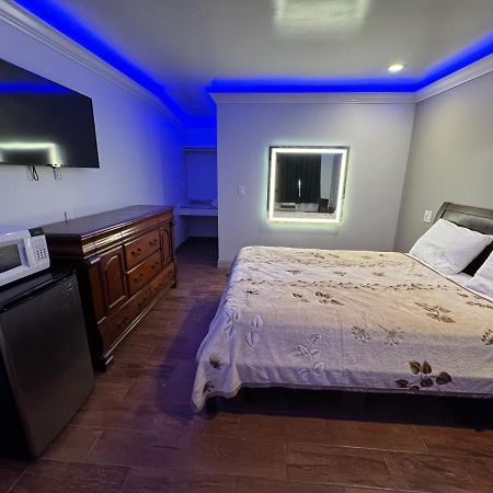 Travel Inn Greenfield Bagian luar foto